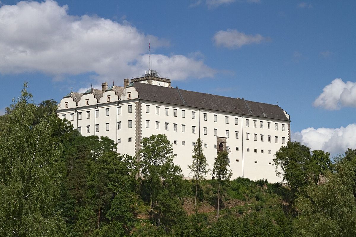 Schloss Weitra über der Stadt